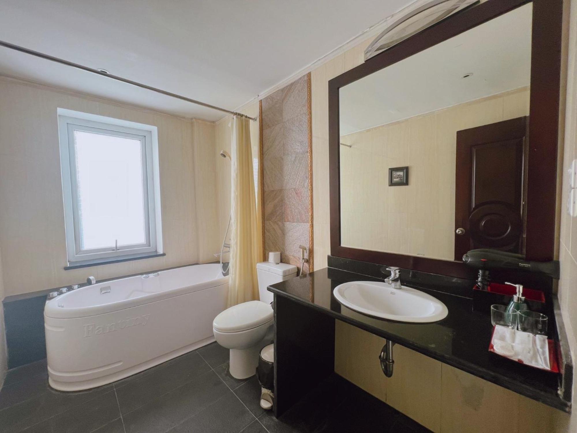 Ha Noi Memory Central Hotel And Spa Hanoï Extérieur photo